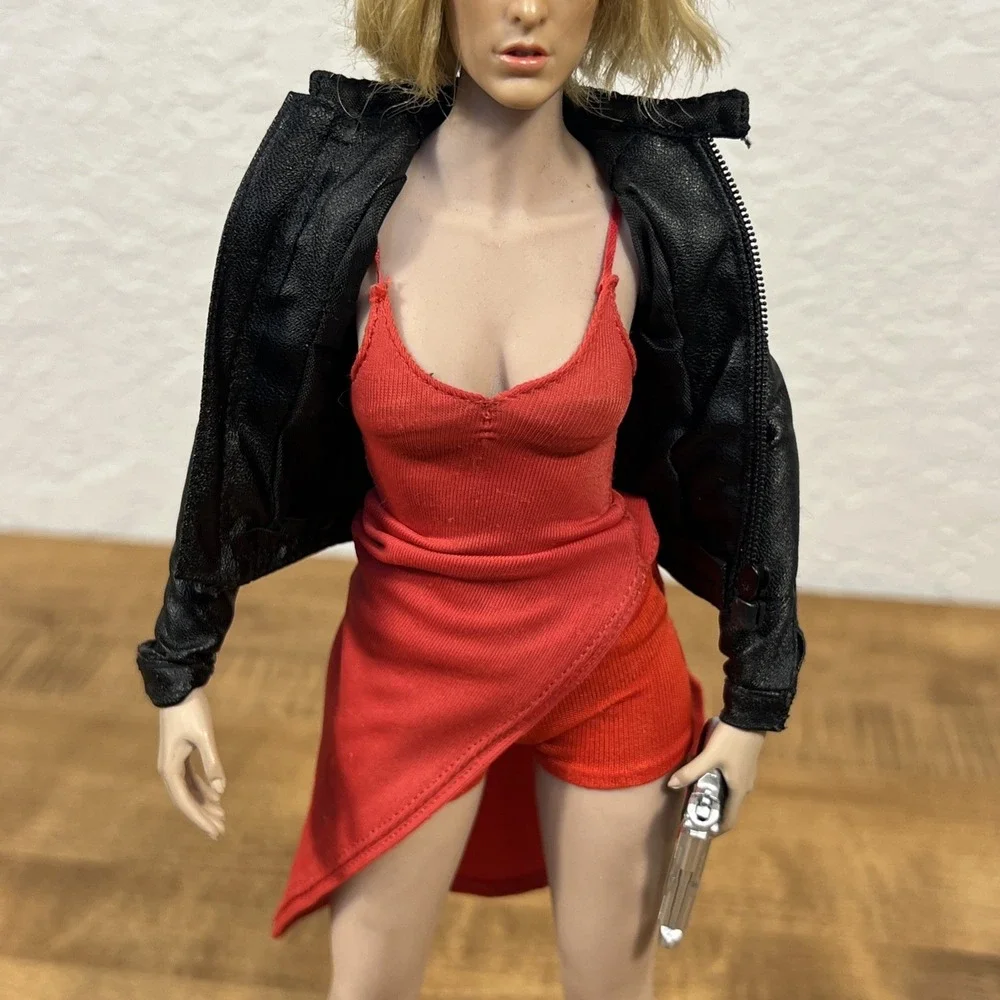 SW Toys Alice Resident Evil Action Figure 1:6 Scale‎